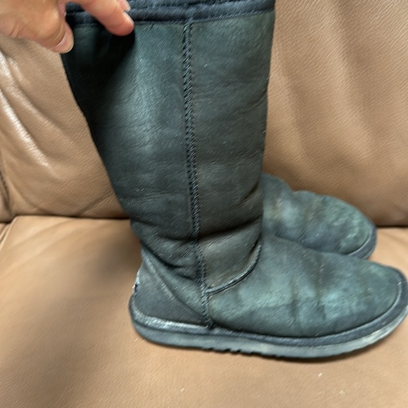 Used tall UGG boots, size 6 - Picture 4 of 8